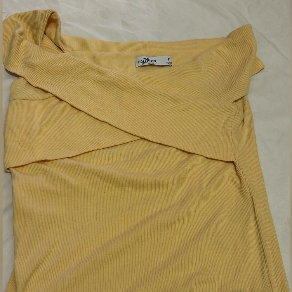 Hollister Women's Sunny Yellow Mini Skirt